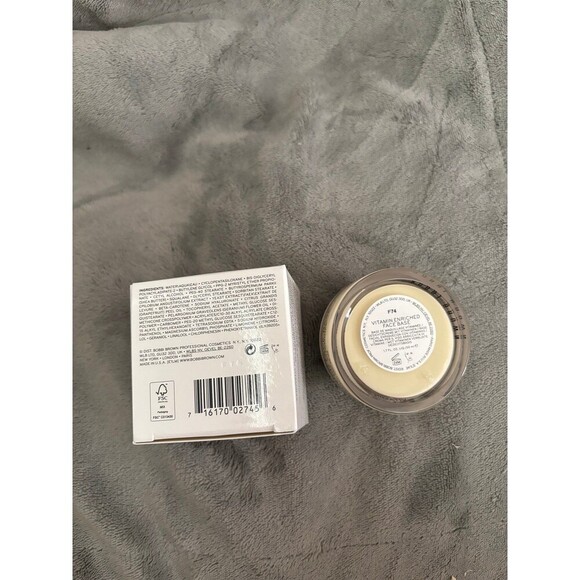 Bobbi brown enriched vitamin face base 50ml - Picture 2 of 3